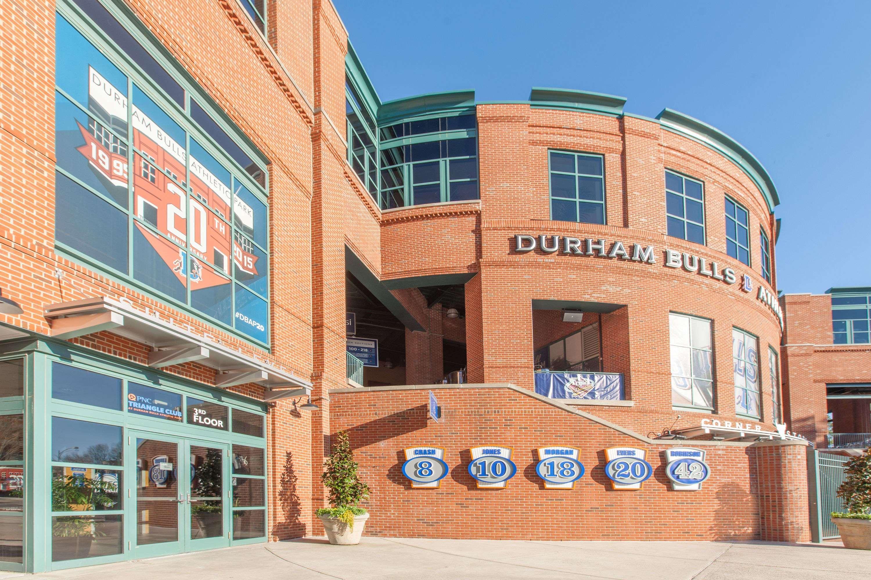 Super 8 By Wyndham Durham/University Area Nc Exterior photo